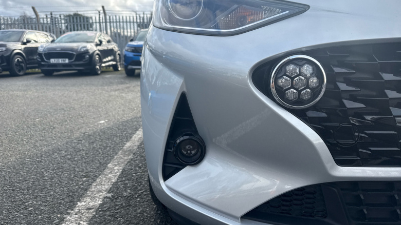 Hyundai i10 1.2 MPi Premium 5dr Petrol Hatchback